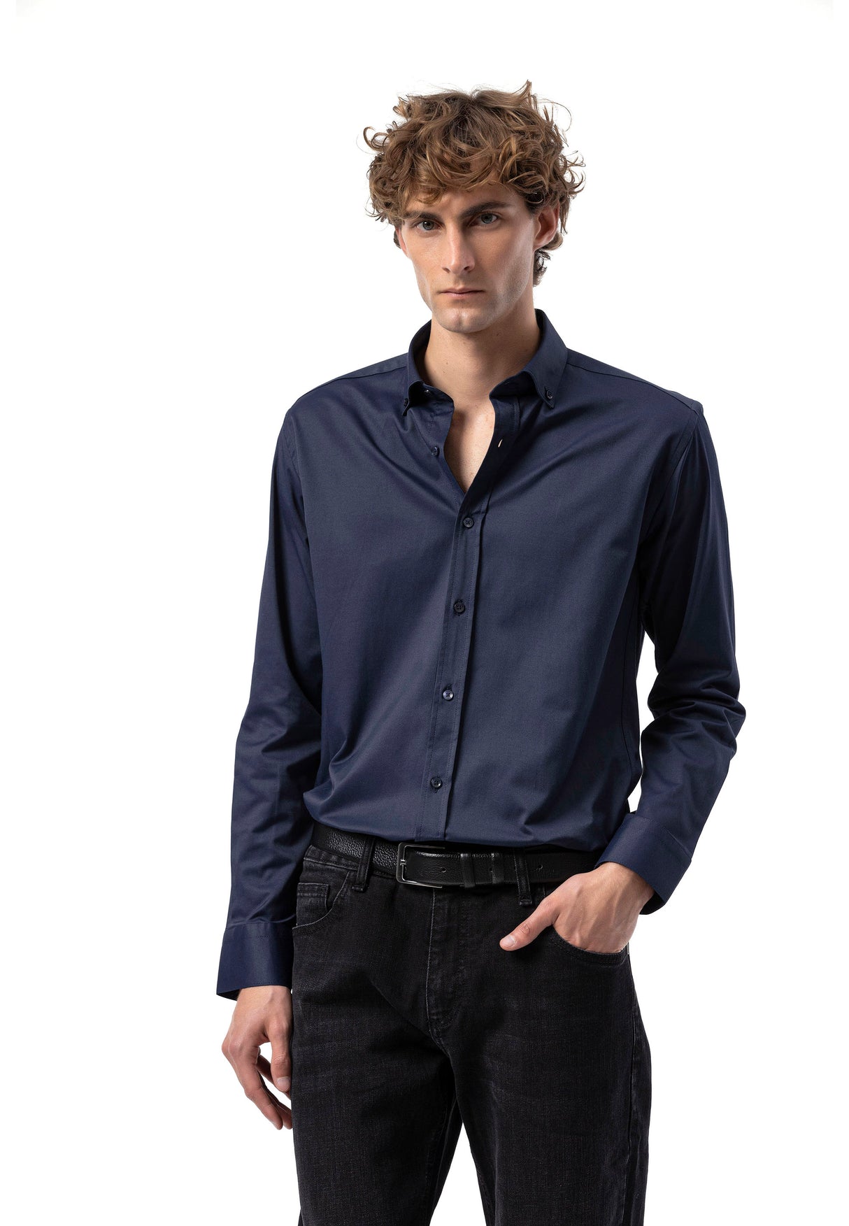 BH100 Klassisches Herrenhemd mit Brusttasche – Bügelleichtes Baumwoll-Satin, Komfort-Passform