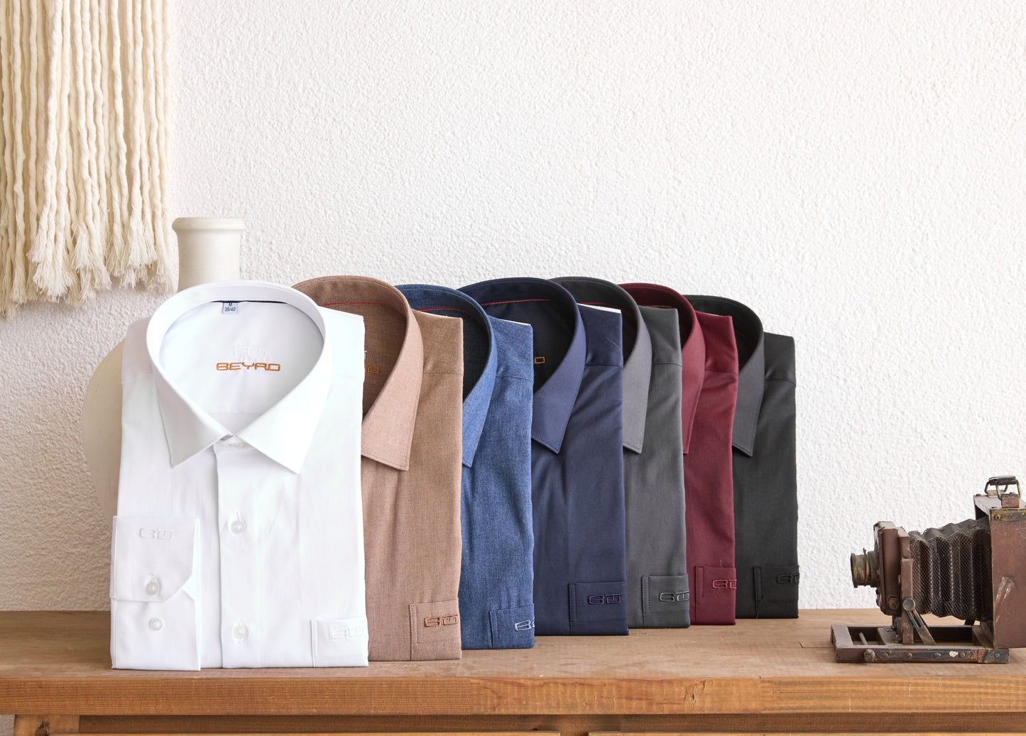 BH100 Klassisches Herrenhemd mit Brusttasche – Bügelleichtes Baumwoll-Satin, Komfort-Passform