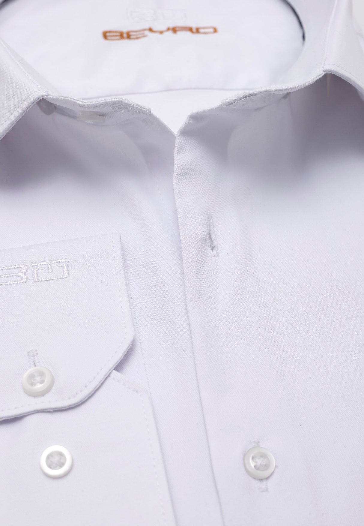 BH100 Klassisches Herrenhemd mit Brusttasche – Bügelleichtes Baumwoll-Satin, Komfort-Passform