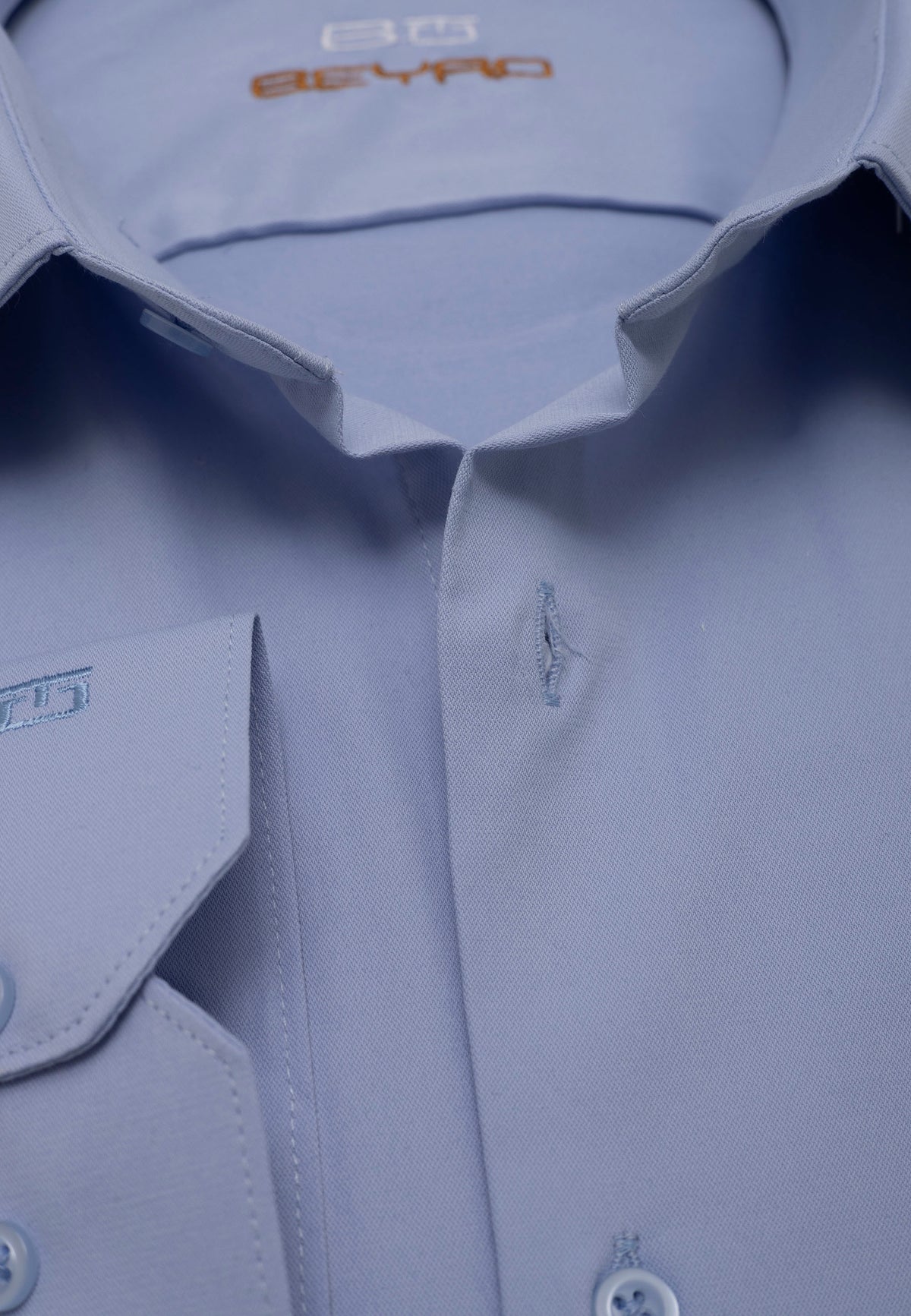 BH100 Klassisches Herrenhemd mit Brusttasche – Bügelleichtes Baumwoll-Satin, Komfort-Passform