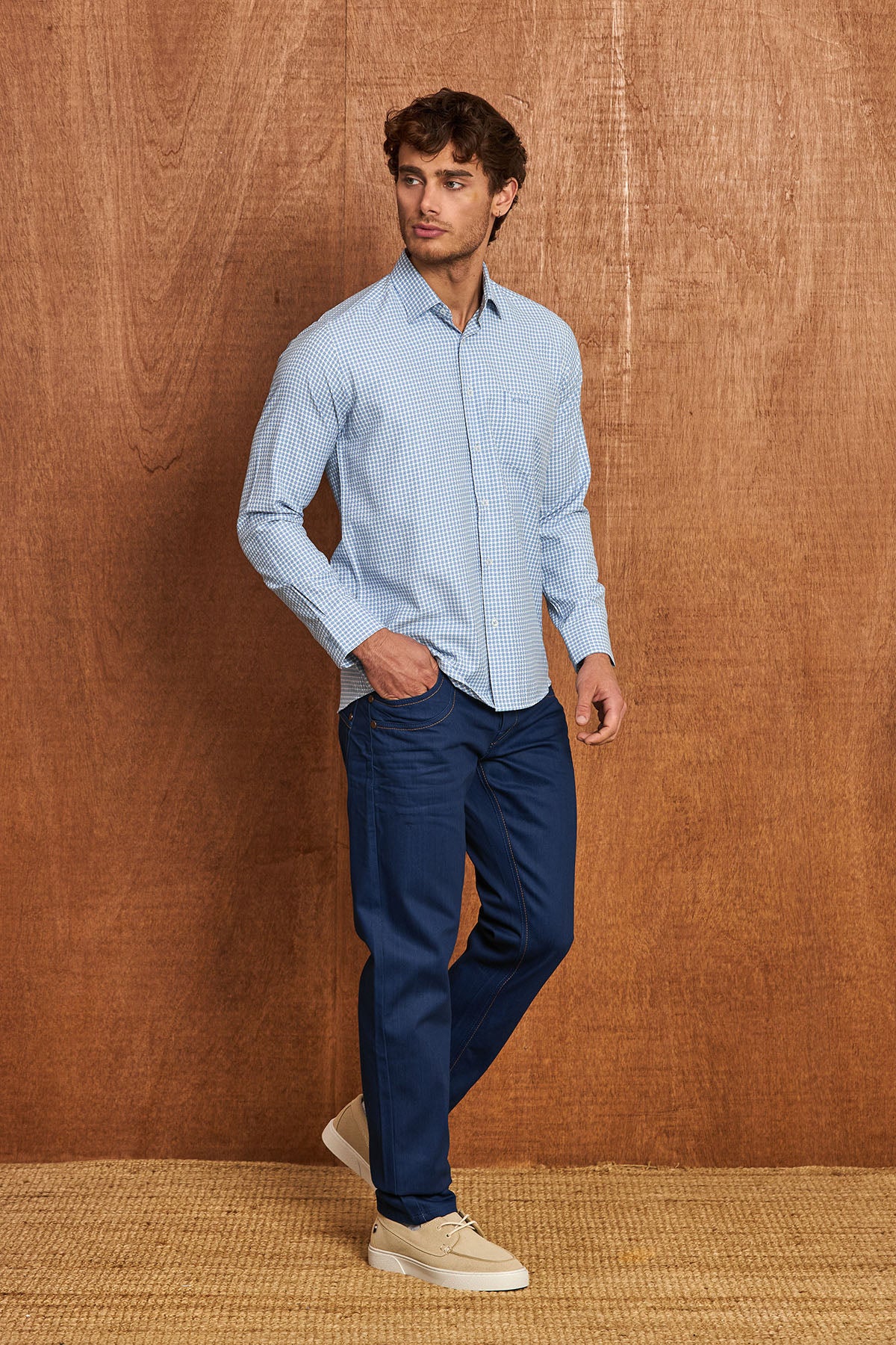 BH102 Klassisches Herrenhemd – Regular Fit, Baumwoll-Satin, Bügelleicht mit Brusttasche